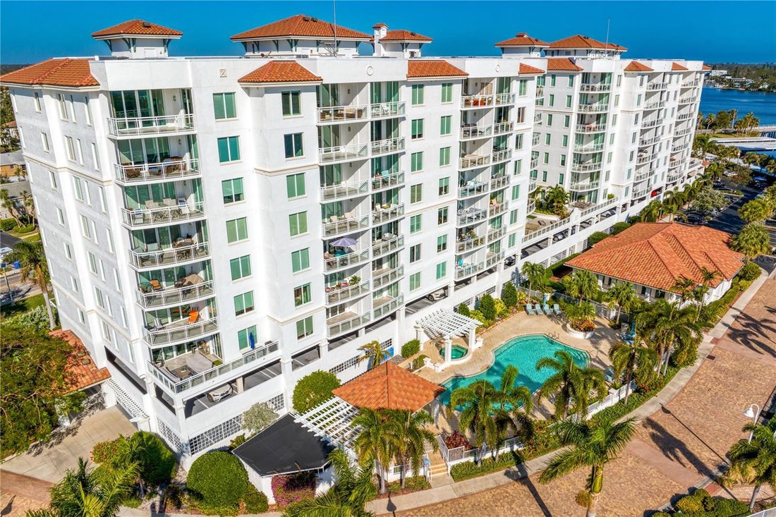 Condo in St. Petersburg, Florida, United States 3 - 16367905