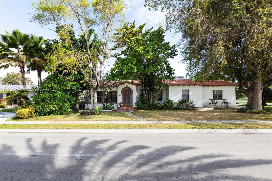 House in Miami, Florida, United States 1 - 16366346