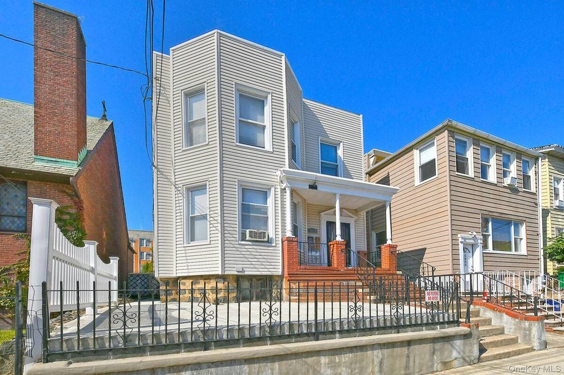House in New York, New York, United States 1 - 16367727