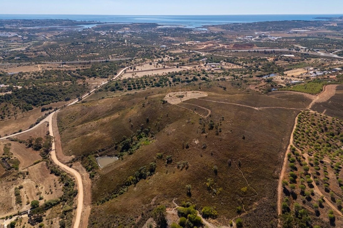 Land in Mexilhoeira Grande, Algarve, Portugal 5 - 16380826