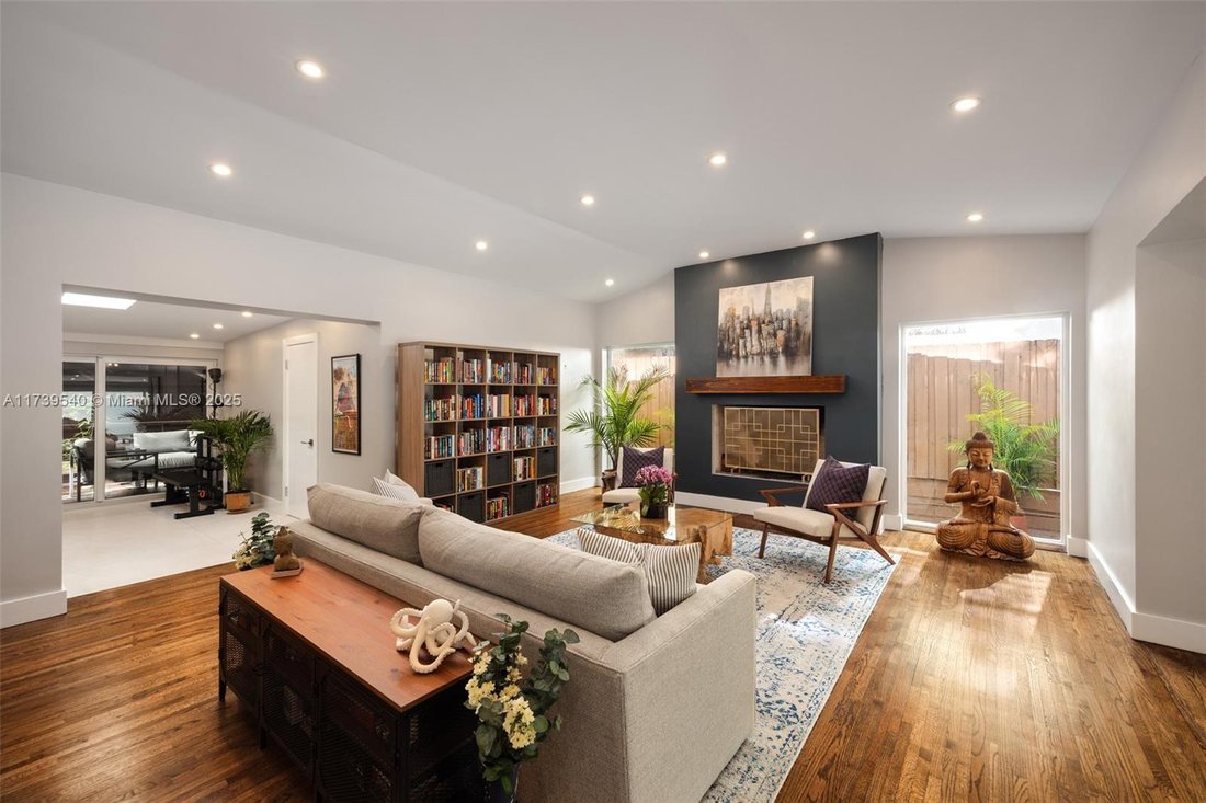 House in Miami, Florida, United States 5 - 16367637