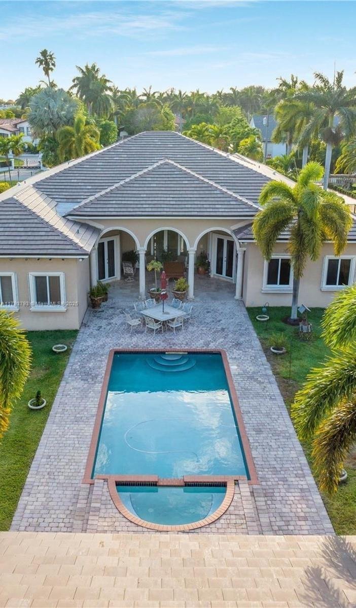 House in Miami, Florida, United States 5 - 16367878