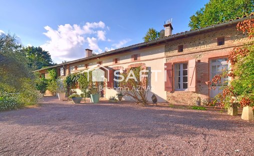 House in Lévignac, Occitania, France 1