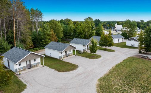 Rancho en Eastport, Míchigan, Estados Unidos 1