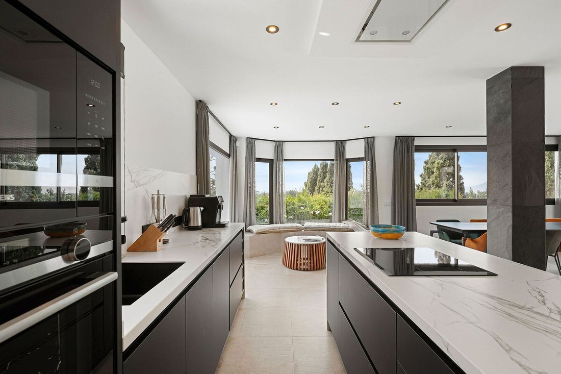 Villa in Marbella, Andalusia, Spain 3 - 16369325