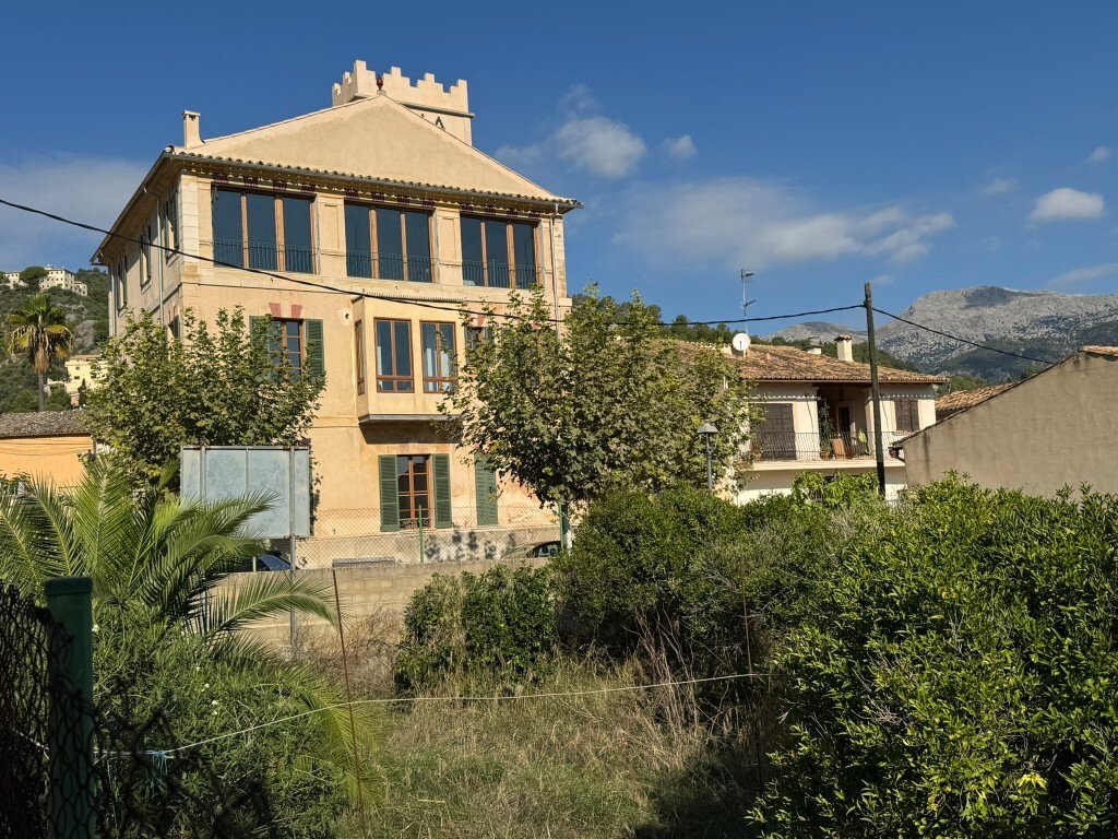 Land in Mancor de la Vall, Balearic Islands, Spain 3 - 16371876