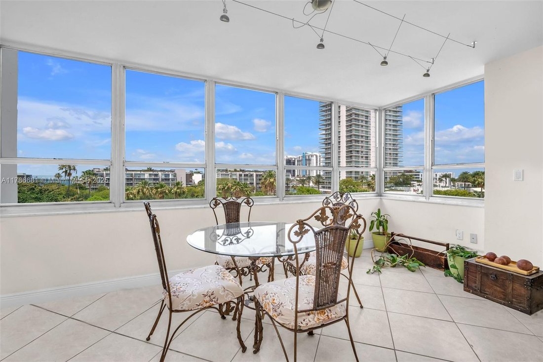 Condo in Miami Beach, Florida, United States 5 - 16368137