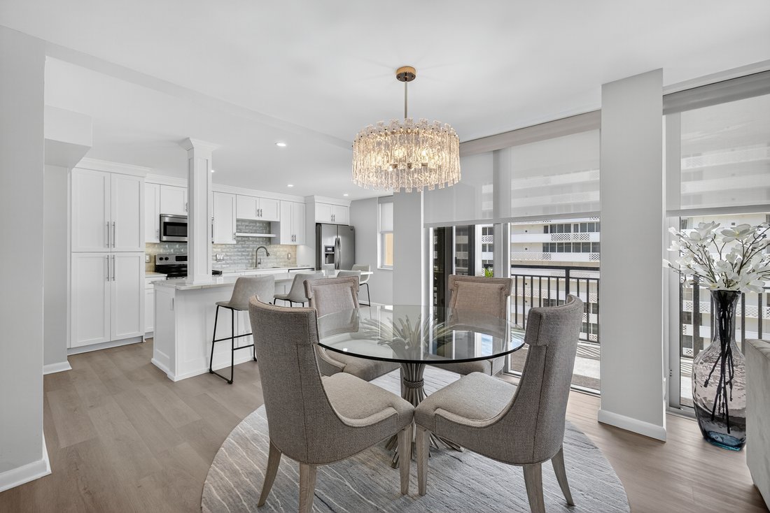 Condo in Boca Raton, Florida, United States 1 - 16372071