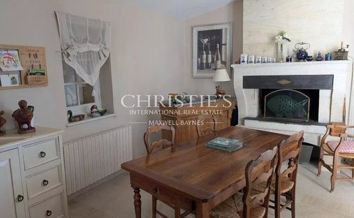 Castle for Sale in Saint-Émilion, Nouvelle-Aquitaine, France