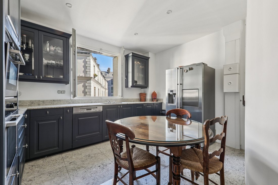 Apartment in Cambronne-Garibaldi, Paris 15e Arrondissement, Paris 5 - 16381572