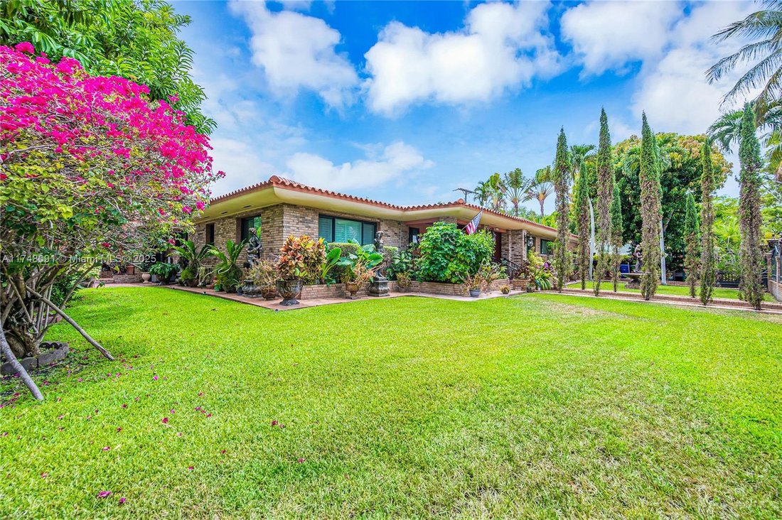 House in Miami, Florida, United States 2 - 16366478