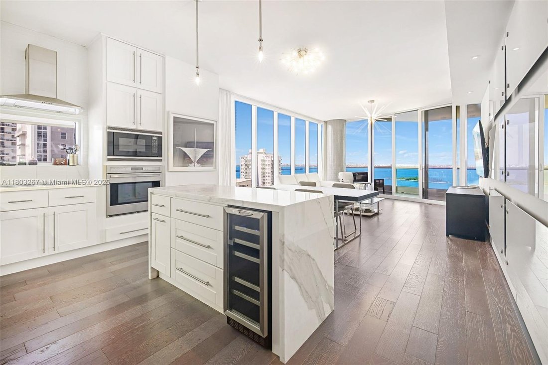 Condo in Miami, Florida, United States 1 - 16367831