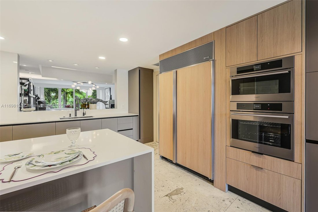 Condo in Miami, Florida, United States 4 - 16367723