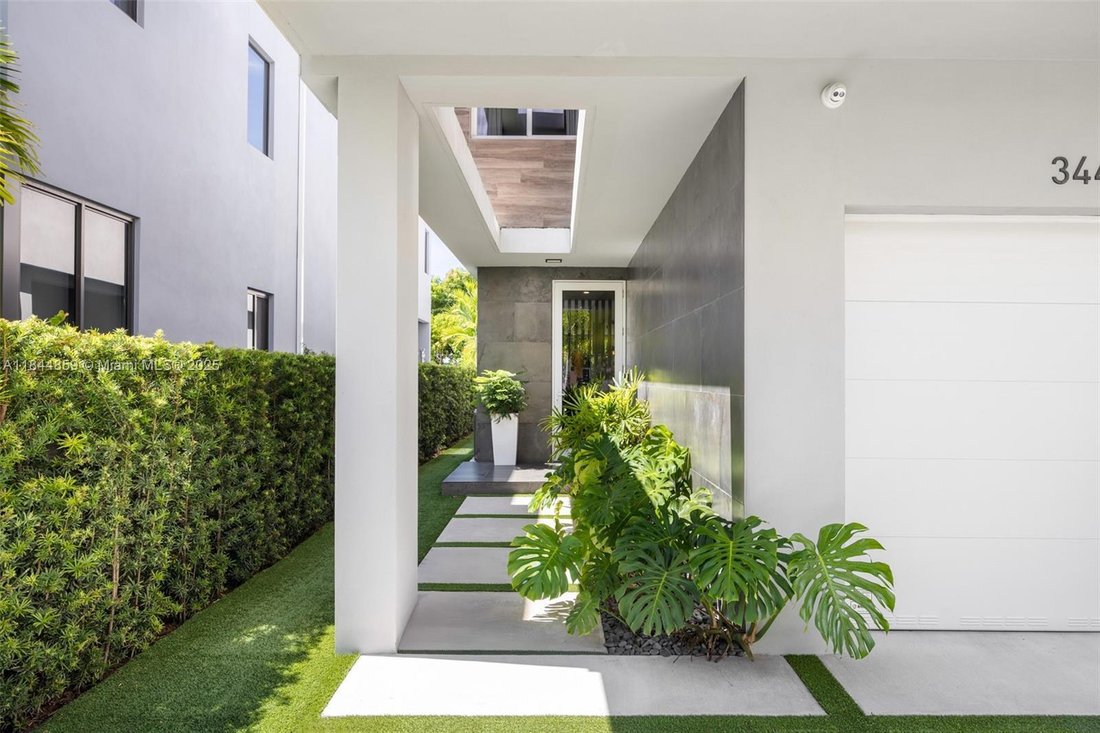 Townhouse in Miami, Florida, United States 3 - 16367885
