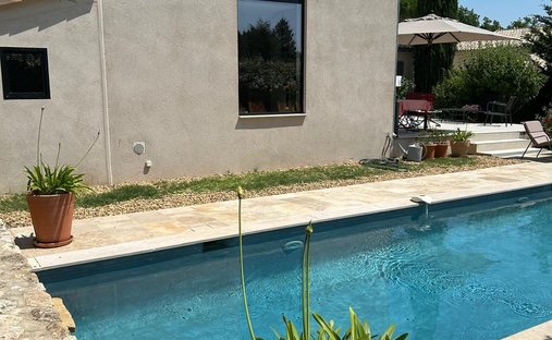 House in Lourmarin, Provence-Alpes-Côte d'Azur, France 1
