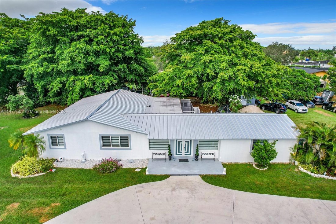 House in Miami, Florida, United States 2 - 16368001