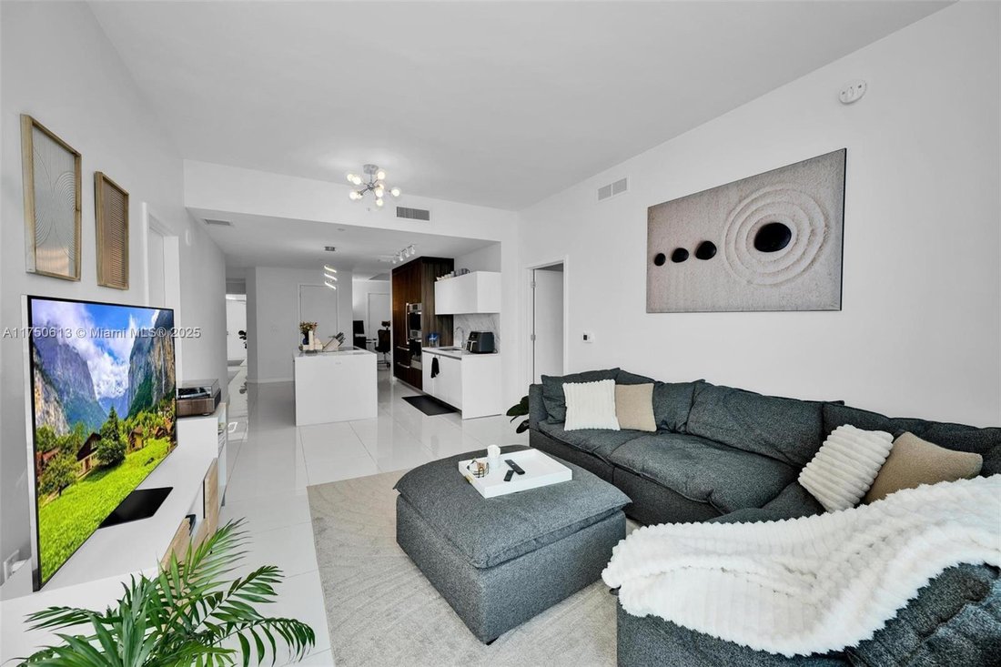 Condo in Miami, Florida, United States 5 - 16367714