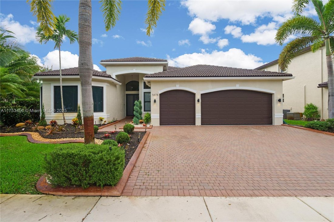 House in Miramar, Florida, United States 5 - 16367116