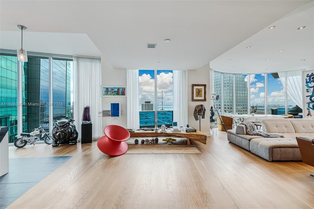 Condo in Miami, Florida, United States 1 - 16367856