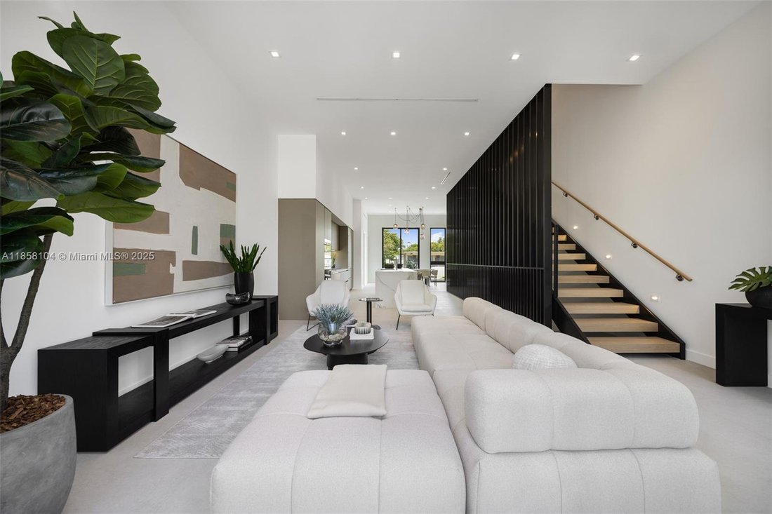 Townhouse in Miami, Florida, United States 5 - 16368151
