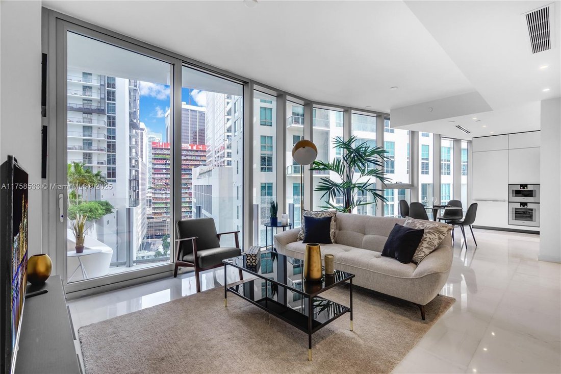 Condo in Miami, Florida, United States 1 - 16368107
