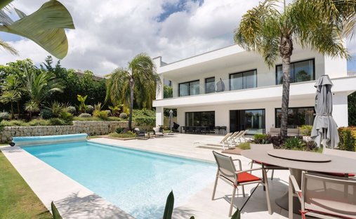 Villa in Puerto Banus, Marbella, Spain 1