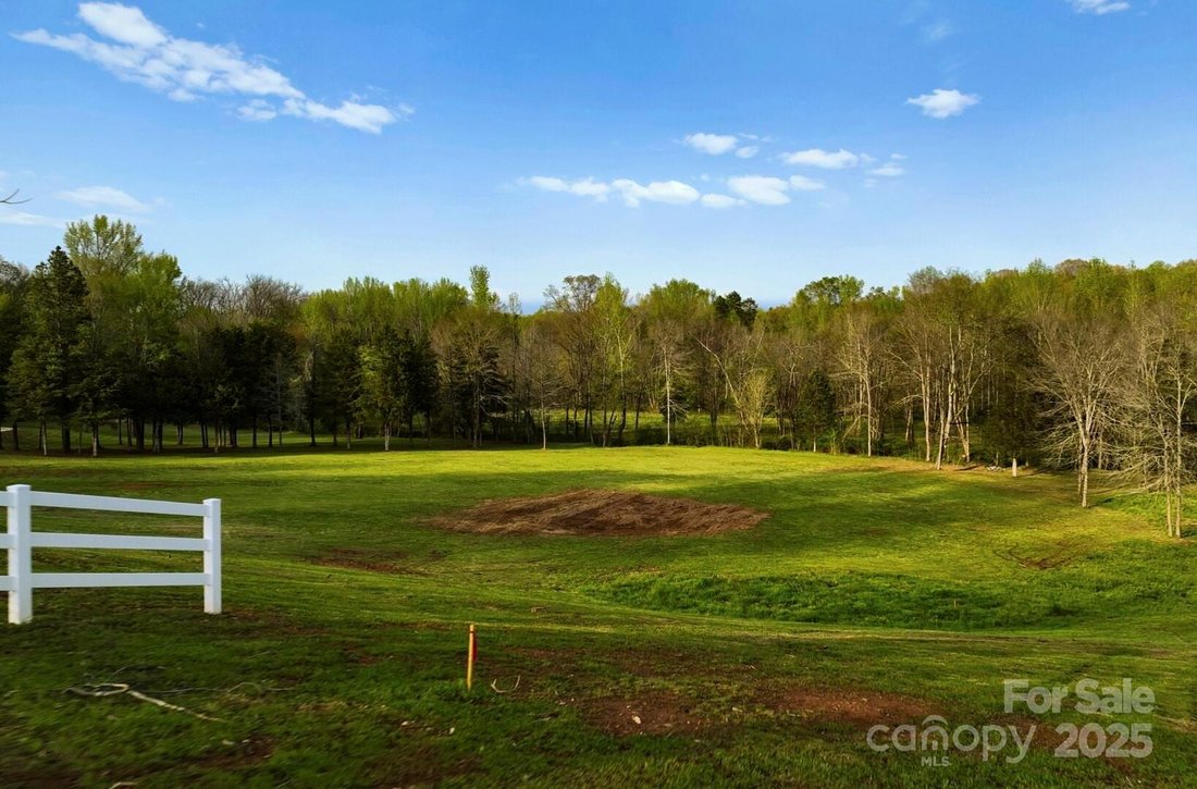 Land in Mooresville, North Carolina, United States 3 - 16381465