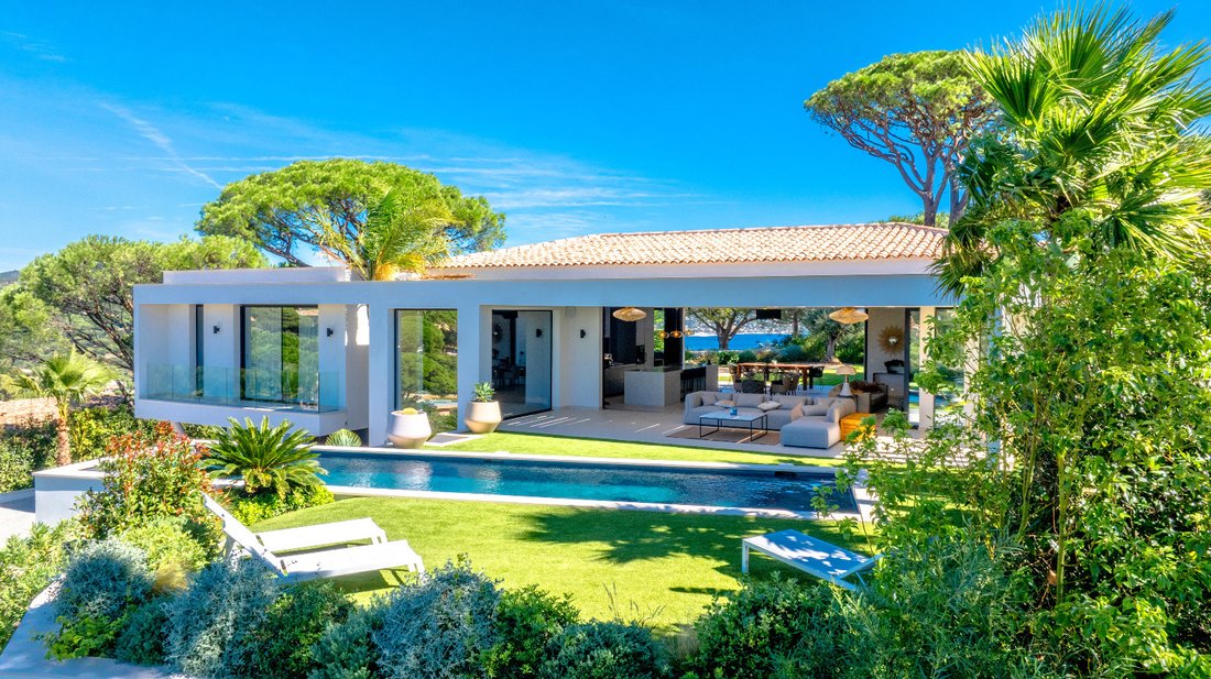 Villa in Ville-Les Saquedes-Le Bouillonnet, Sainte-Maxime, France 1 - 16368932