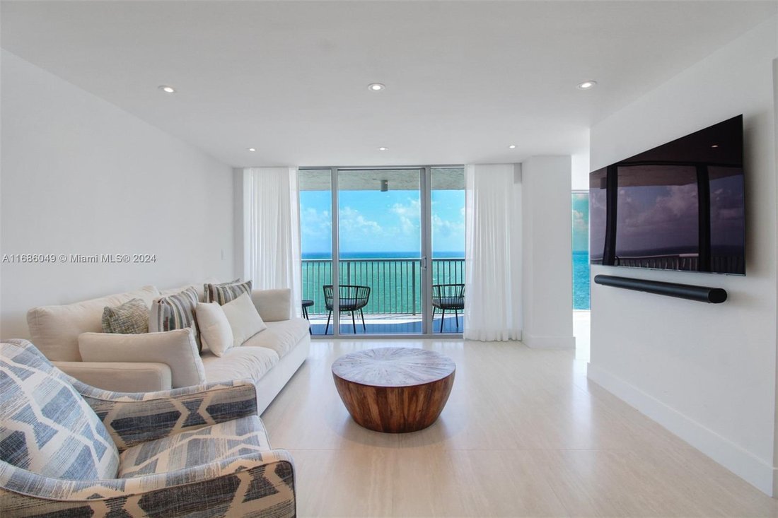 Condo in Miami Beach, Florida, United States 1 - 16366380