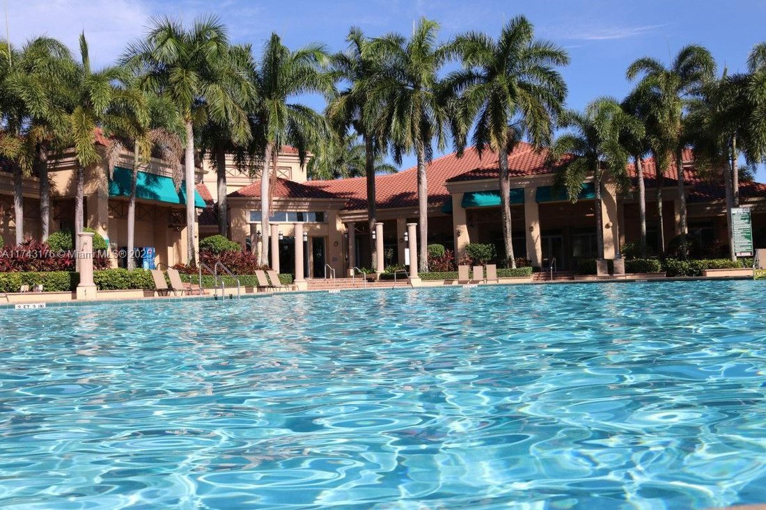 House in Pembroke Pines, Florida, United States 1 - 16367753