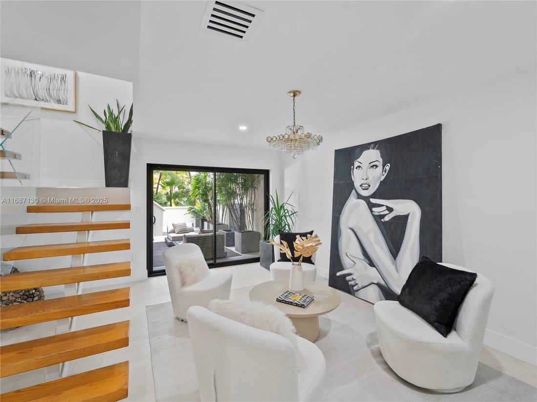 Townhouse in Miami, Florida, United States 5 - 16367821