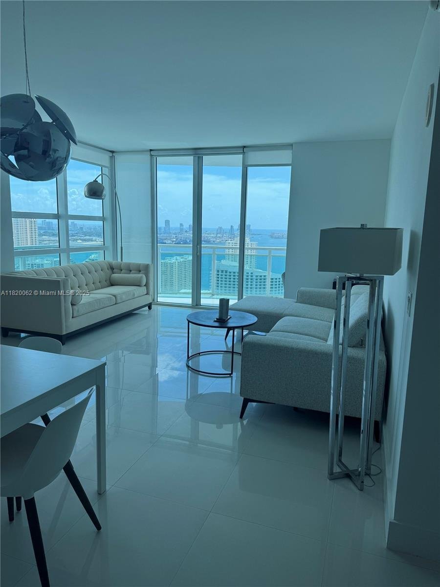 Condo in Miami, Florida, United States 5 - 16367980