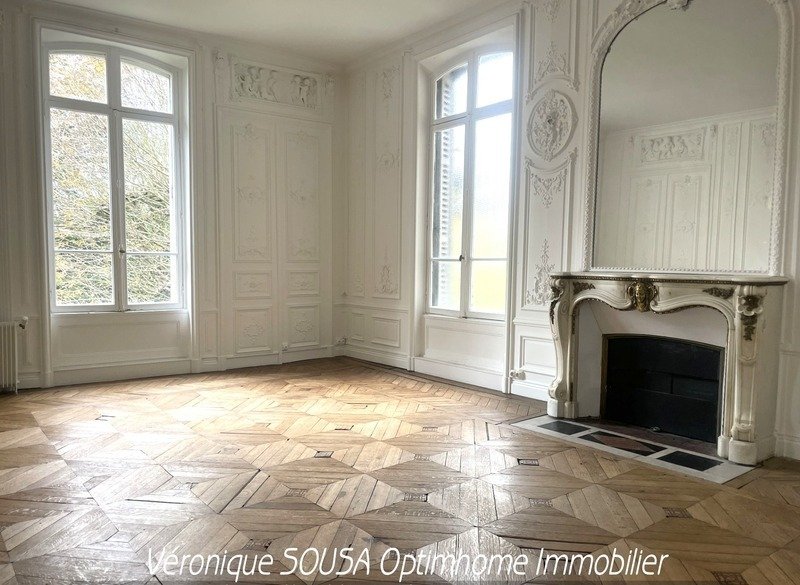 Apartment in Saint-Germain-en-Laye, Ile-de-France, France 1 - 16372169