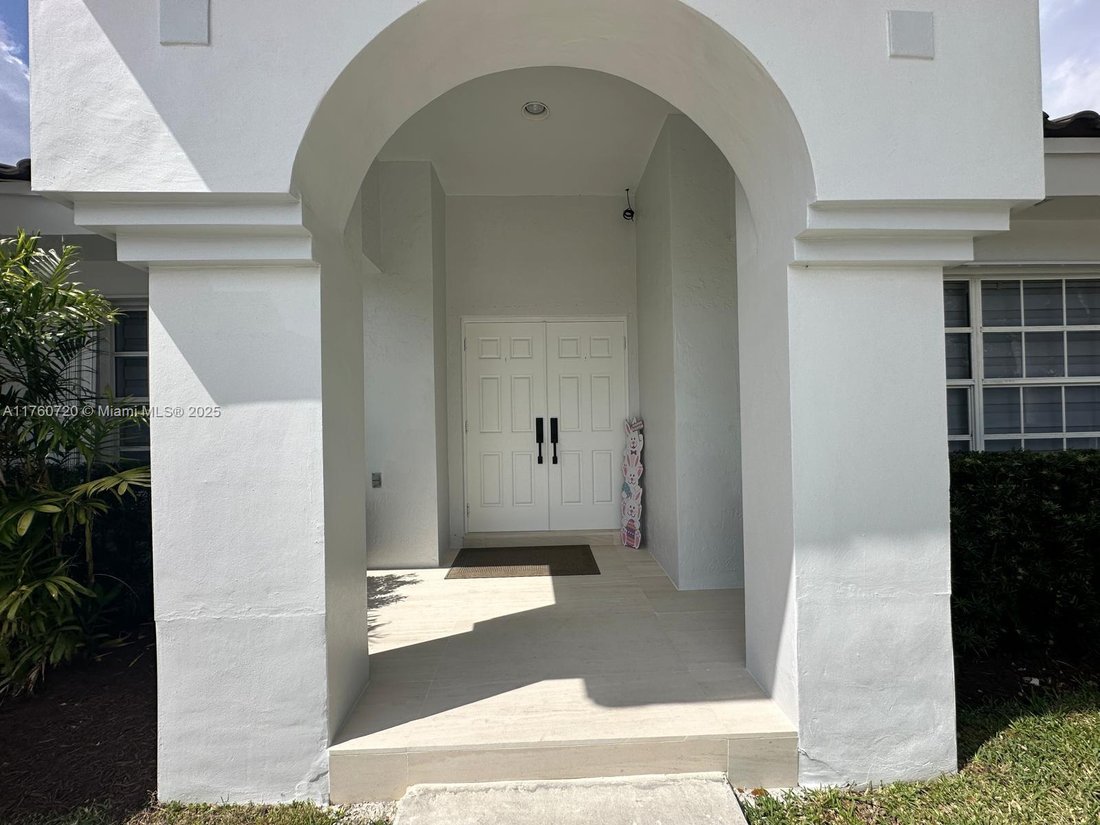 House in Miami, Florida, United States 3 - 16367813