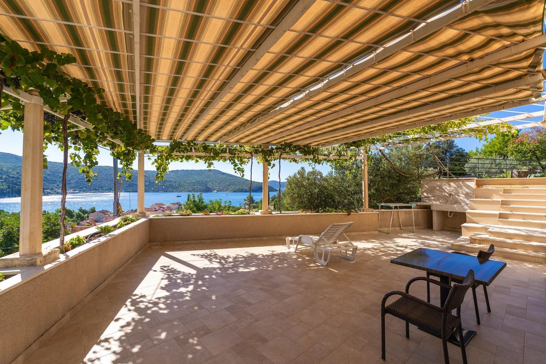 Villa in Slano, Dubrovnik-Neretva County, Croatia 1 - 16372461