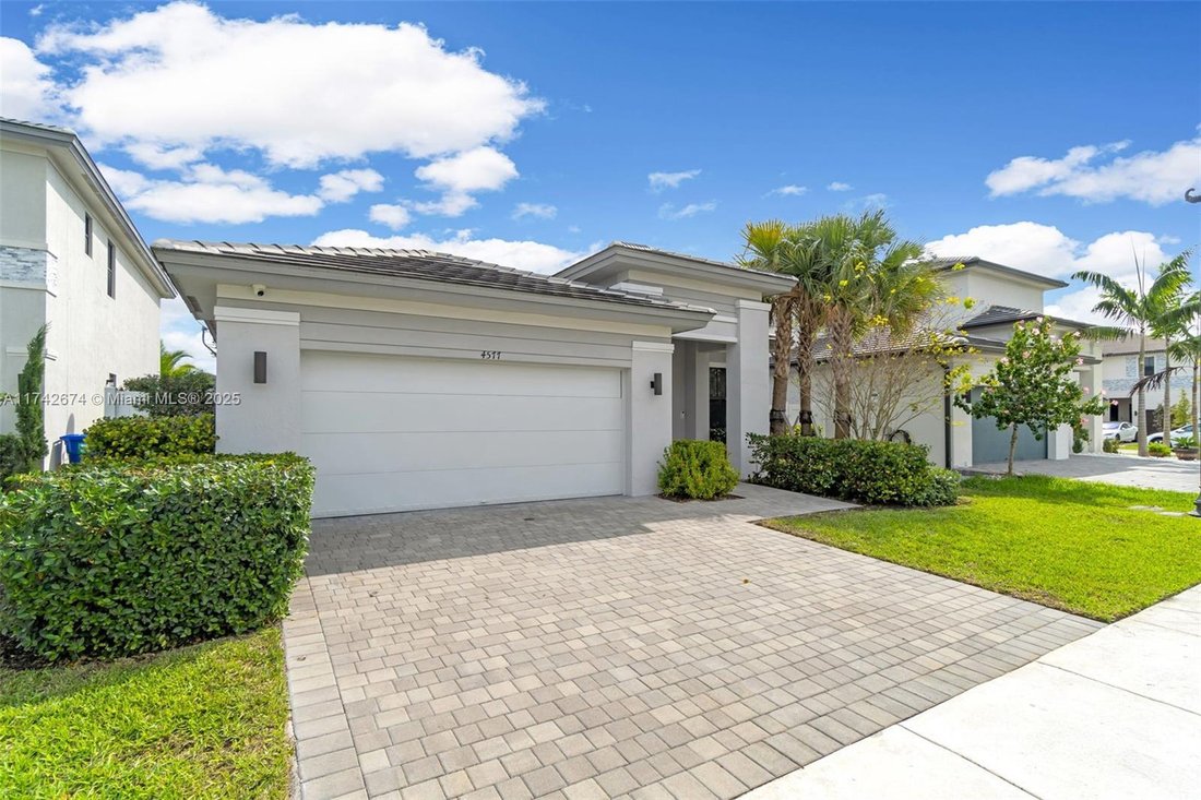 House in Miramar, Florida, United States 2 - 16367625