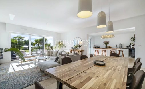 House in Les Minimes-Tasdon, La Rochelle, France 1