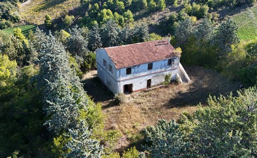Casa de Campo en Ripatransone, Marcas, Italia 1
