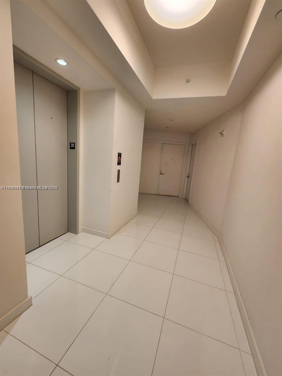 Condo in Miami, Florida, United States 2 - 16367930