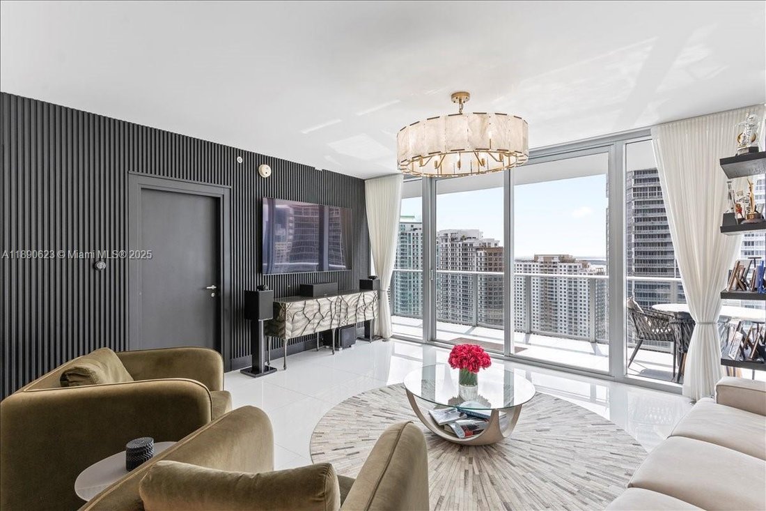 Condo in Miami, Florida, United States 5 - 16381501