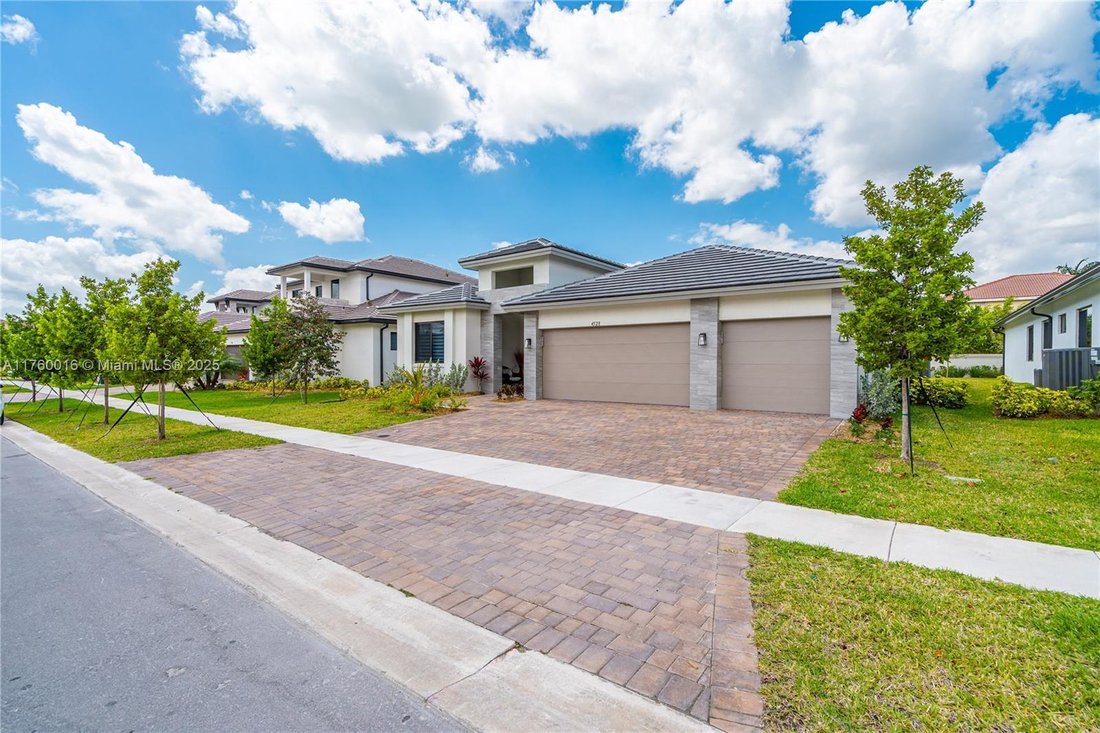 House in Miramar, Florida, United States 1 - 16367720