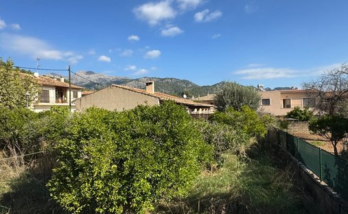 Land in Mancor de la Vall, Balearic Islands, Spain 1