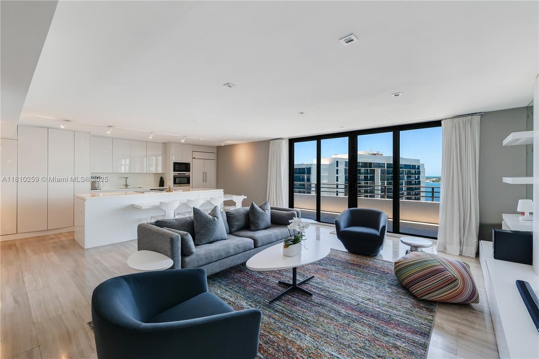 Condo in Miami, Florida, United States 4 - 16367935
