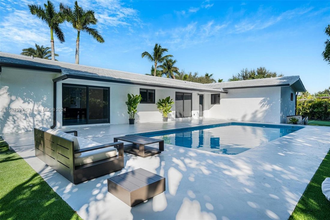 House in Miami, Florida, United States 3 - 16366889