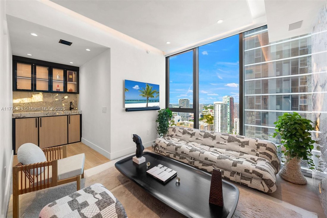 Condo in Miami, Florida, United States 5 - 16367511