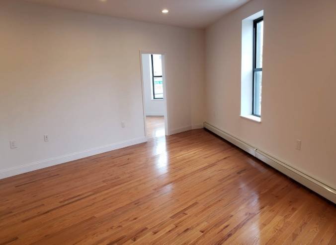 House in New York, New York, United States 5 - 16366009