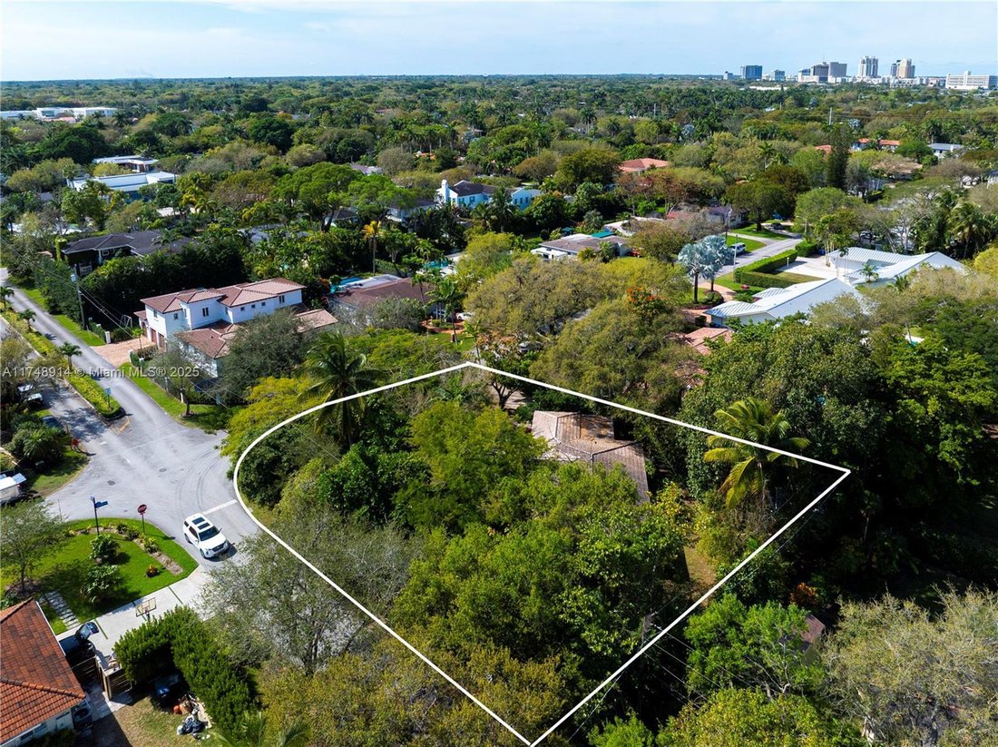 House in Miami, Florida, United States 3 - 16366384