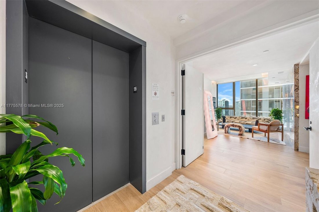 Condo in Miami, Florida, United States 3 - 16367511