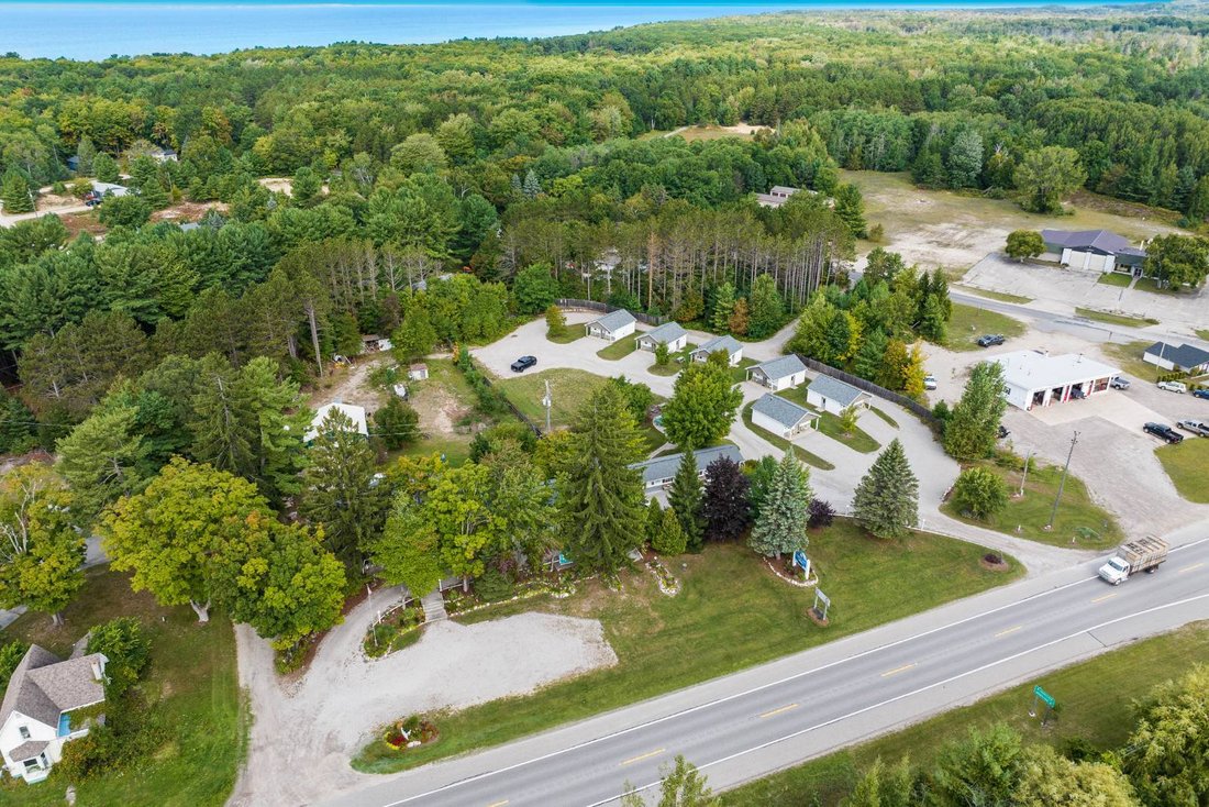 Farm Ranch in Eastport, Michigan, United States 4 - 16367232