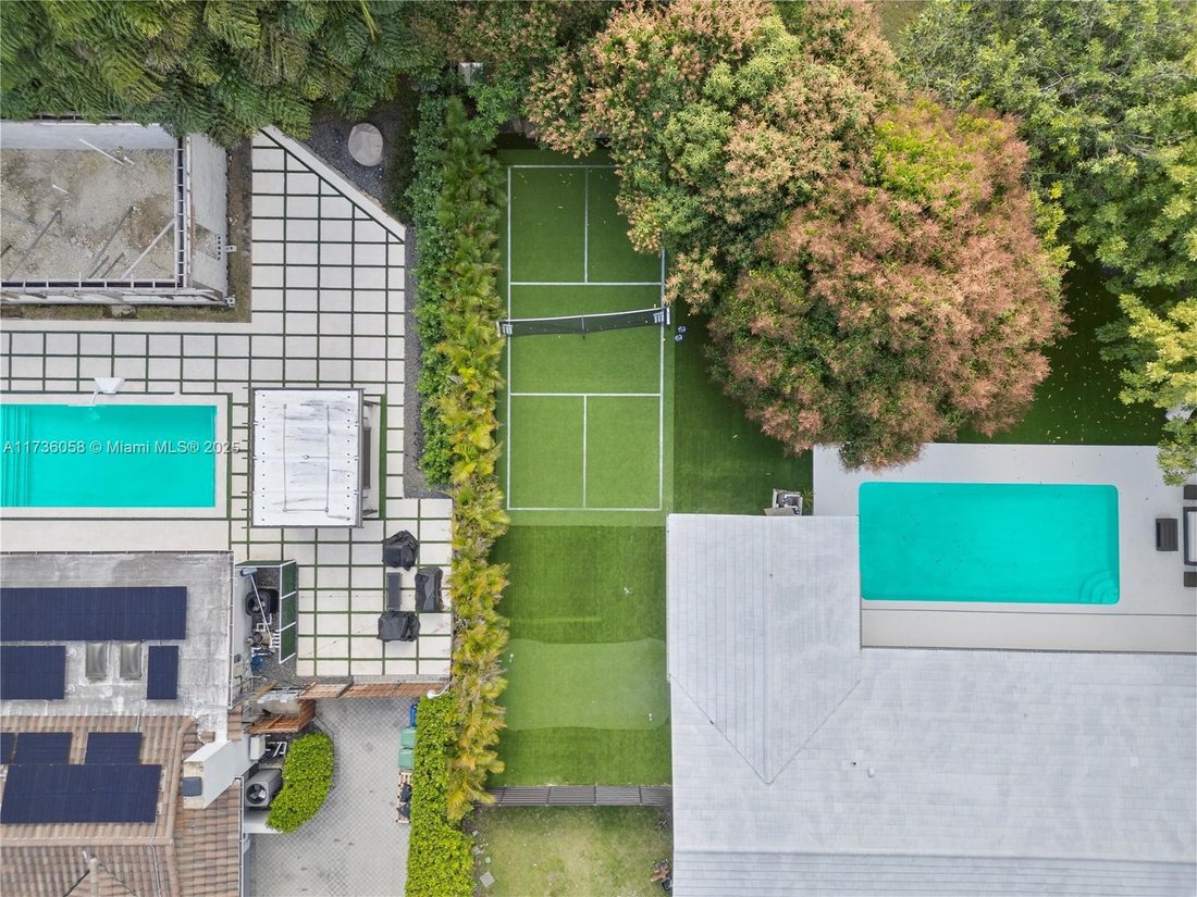 House in Miami, Florida, United States 1 - 16367268